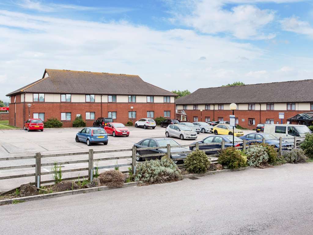 Travelodge Exeter M5 Exterior photo