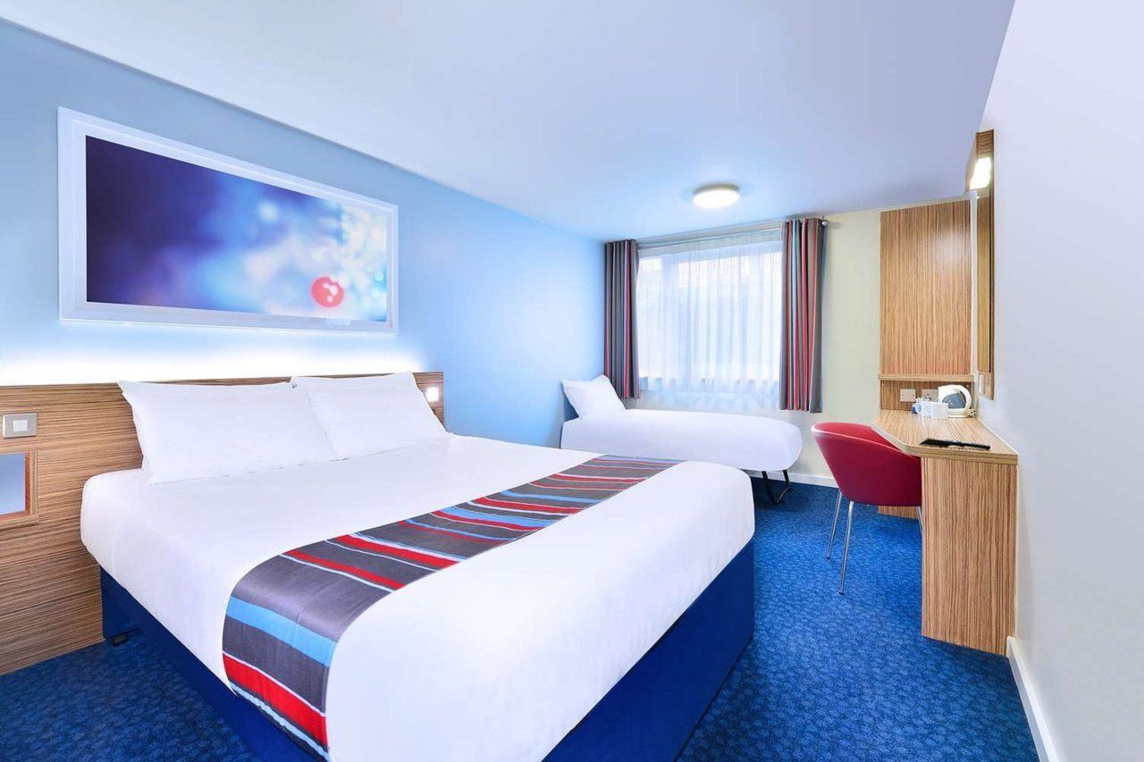 Travelodge Exeter M5 Exterior photo